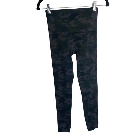 SPANX Look at Me Now Seamless Black Camo Leggings-sz Small - Picture 3 of 9